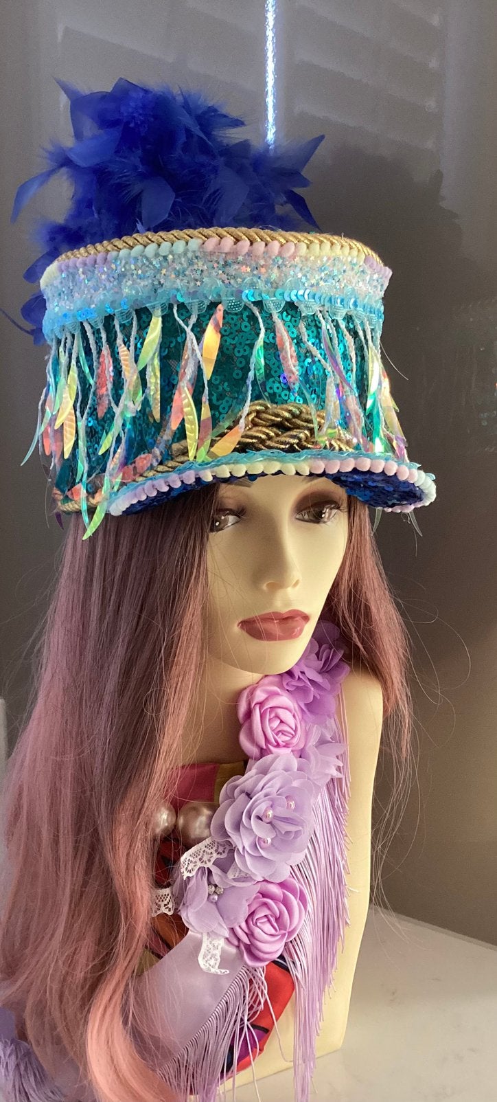 Festival / carnaval pet met gliiters en pluim, Ophalen of Verzenden, Zo goed als nieuw, Carnaval, Accessoires