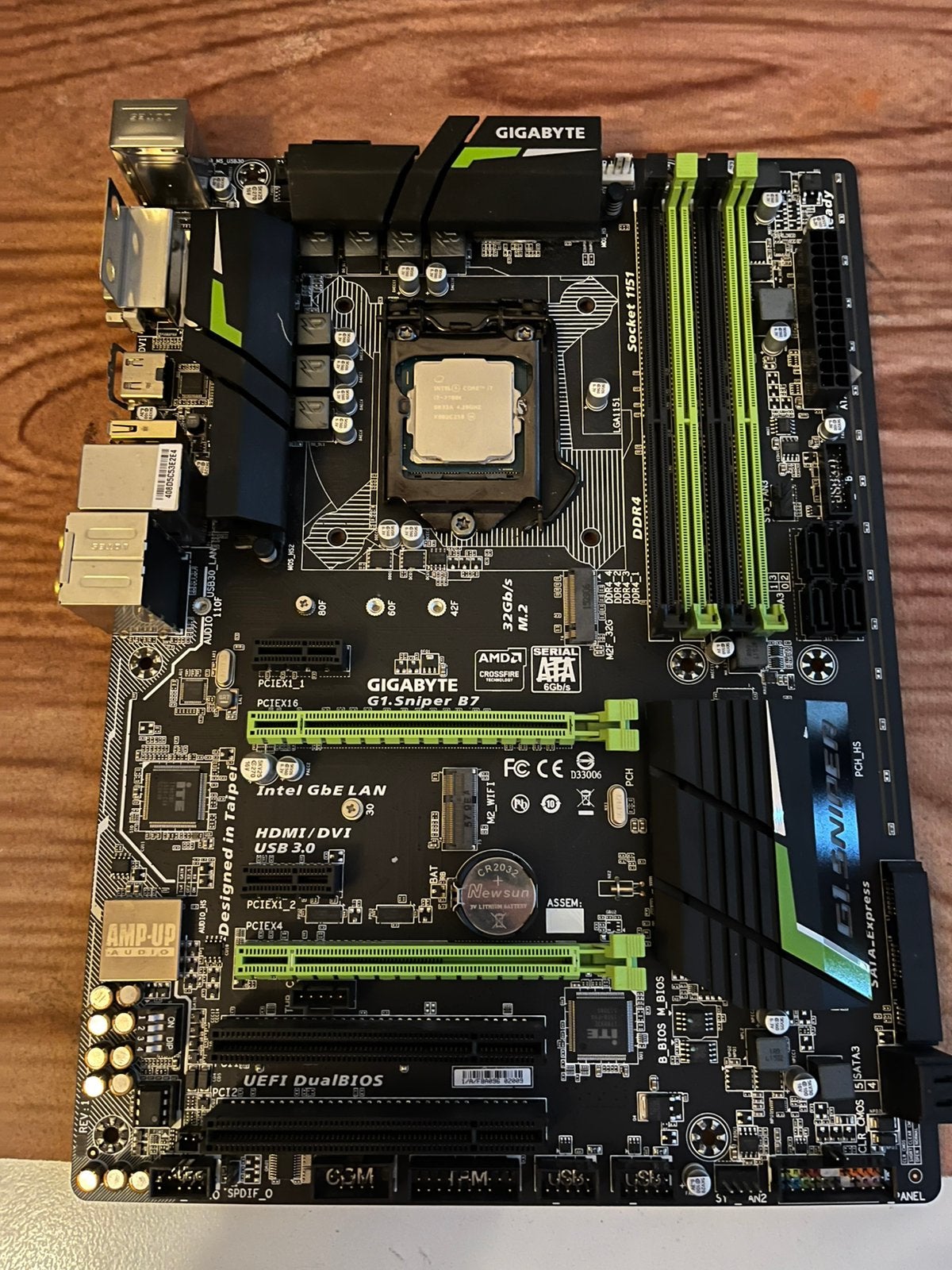 Intel i7 7700k + Gigabye G1 Sniper B7, Computers en Software, Ophalen of Verzenden, Zo goed als nieuw, Intel, DDR4