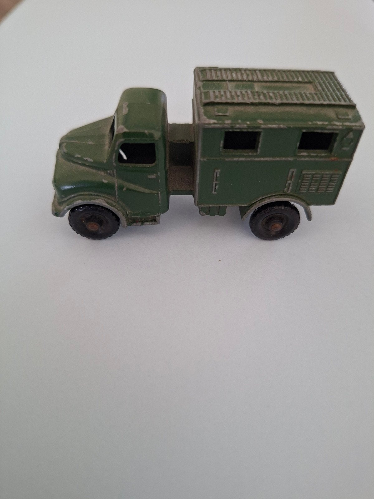 Lesney Matchbox Austin MK2 Radio Truck No. 68, Ophalen of Verzenden, Gebruikt, Bus of Vrachtwagen, Matchbox