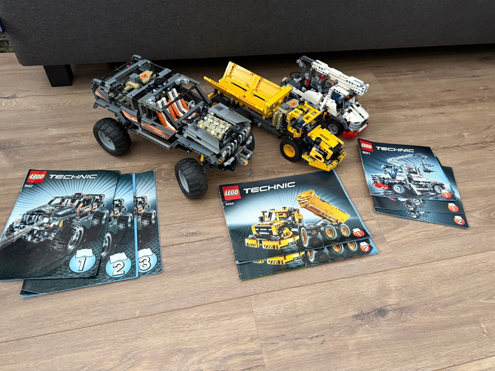 3 Lego Technic voertuigen 8071 8264 en 8297, Ophalen, Gebruikt, Lego, Inclusief instructies