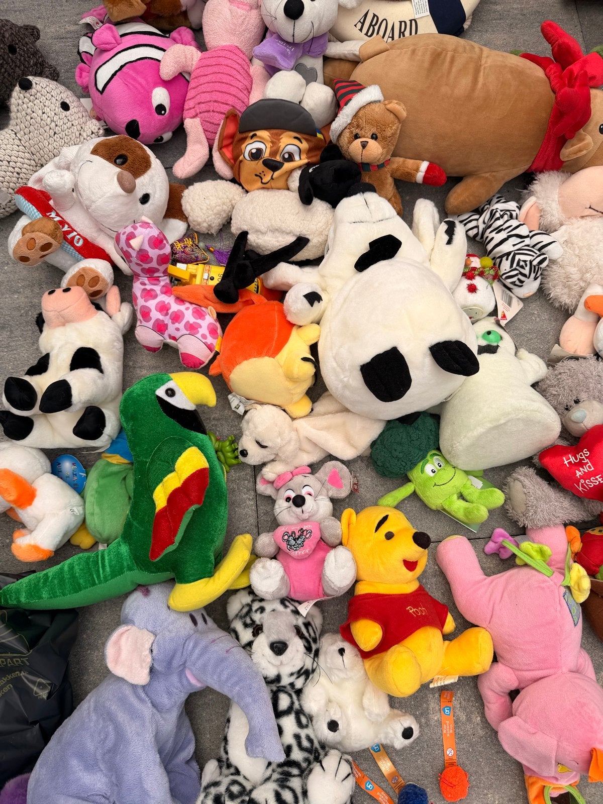 Grote verzameling knuffels - diverse dieren en karakters, Klein (minder dan 20 cm), Beige, Paw Patrol, Disney