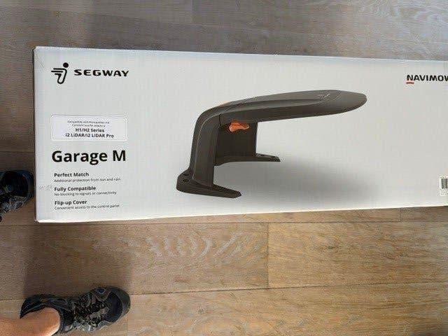 Garage Segway Robomow (NIEUW IN DOOS), Tuin en Terras, Robotmaaiers, Ophalen, Nieuw, Meer dan 25 cm, Robomow