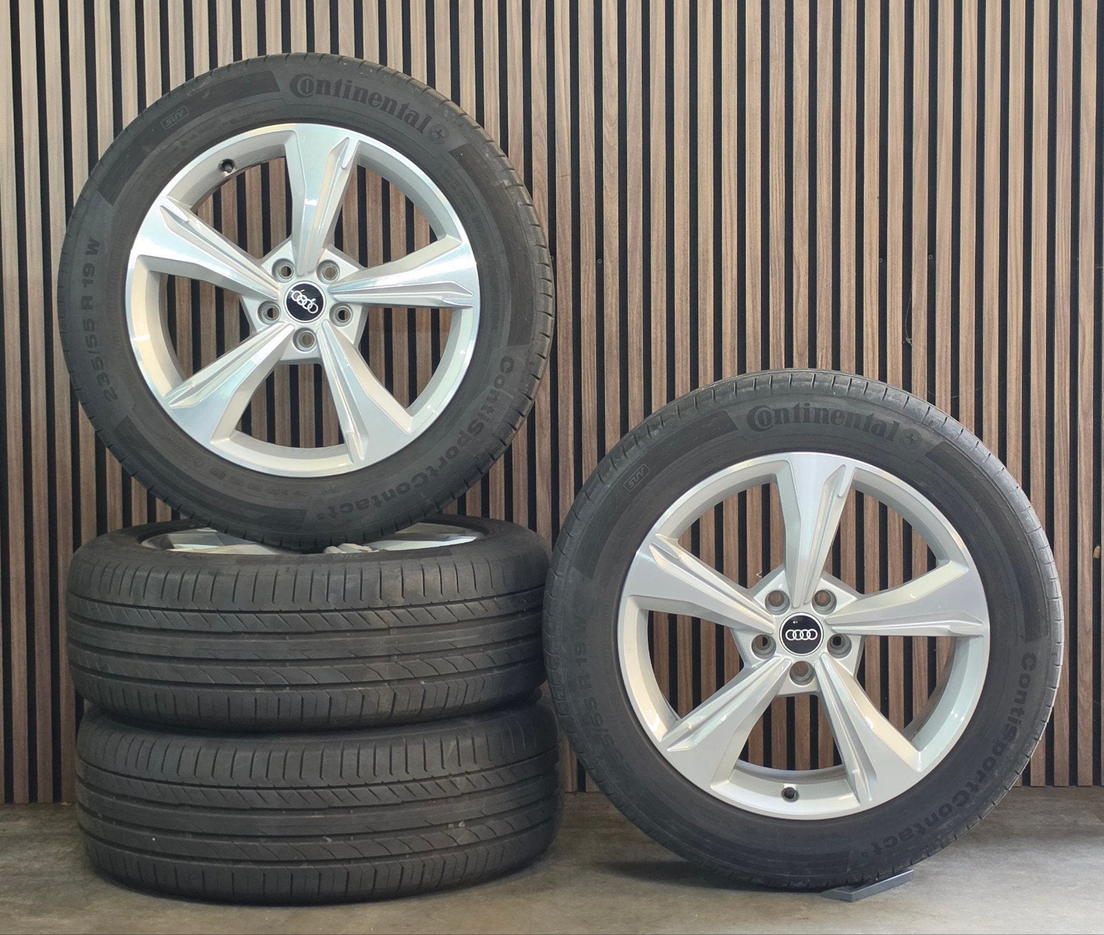 ZGAN 19" Orig AUDI Q5 Velgen+GOEDE A merk Zomerbanden 5x112, Auto-onderdelen, Banden en Velgen, Audi, Gebruikt, Banden en Velgen