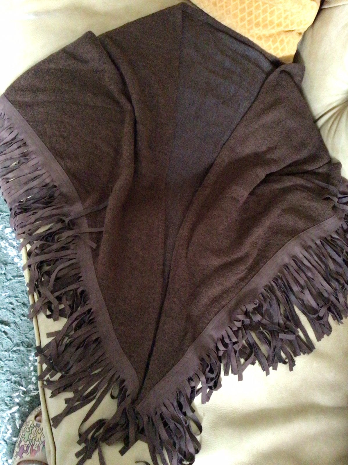 Poncho, omslagdoek,shawl, modekleur dobruin, franje faux fur, Kleding | Dames, Ophalen of Verzenden, Zo goed als nieuw, Maat 46/48 (XL) of groter
