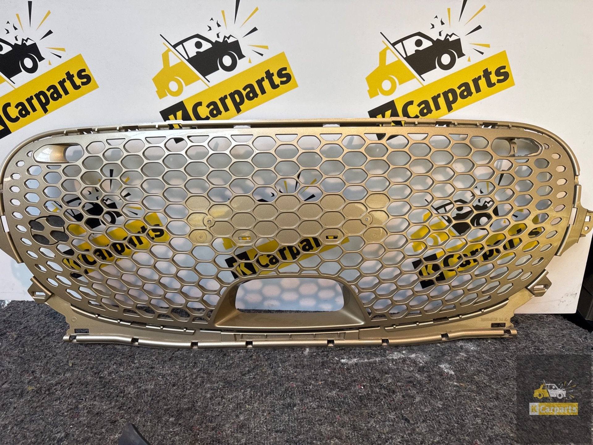 Smart fortwo eq 453 grille bumper a4538802505, Gebruikt, Mercedes-Benz AG, Voor, Ophalen of Verzenden