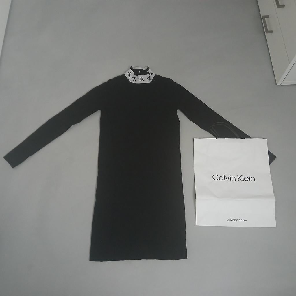 Calvin Klein gebreid jurkje zwart, maat M - ZGAN, Maat 38/40 (M), Zwart, Ophalen of Verzenden, Zo goed als nieuw