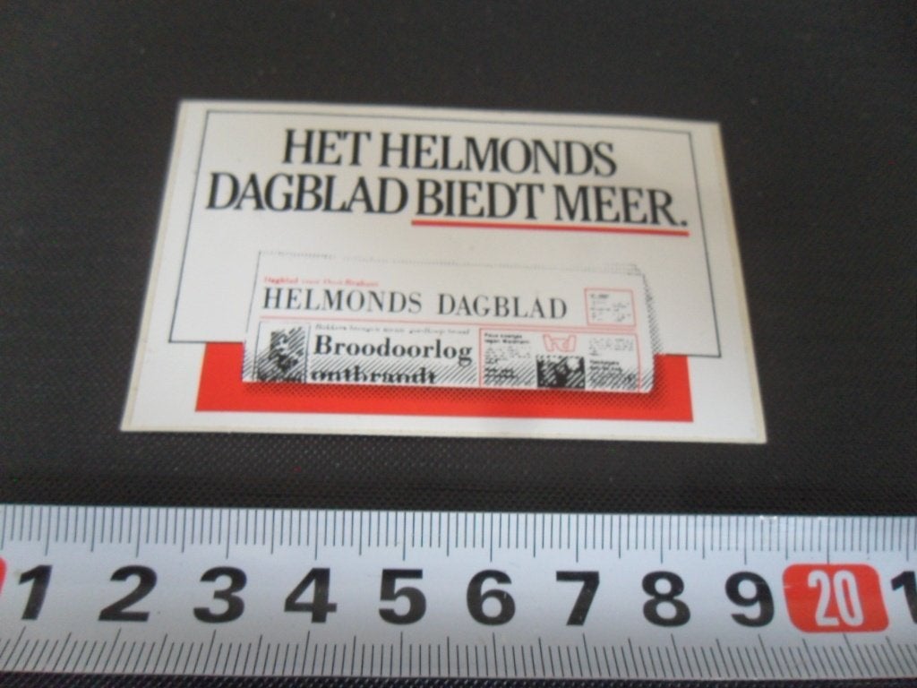 sticker Helmond Het Helmonds Dagblad biedt meer  PS164, Ophalen of Verzenden, Zo goed als nieuw