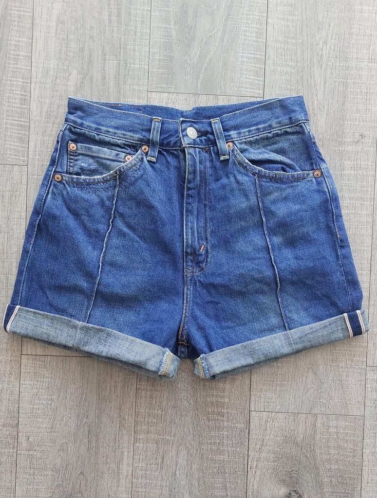 Levis Vintage Clothing 701 Pin Tuck 50s style denim shorts, Blauw, Ophalen of Verzenden, Zo goed als nieuw, W27 (confectie 34) of kleiner