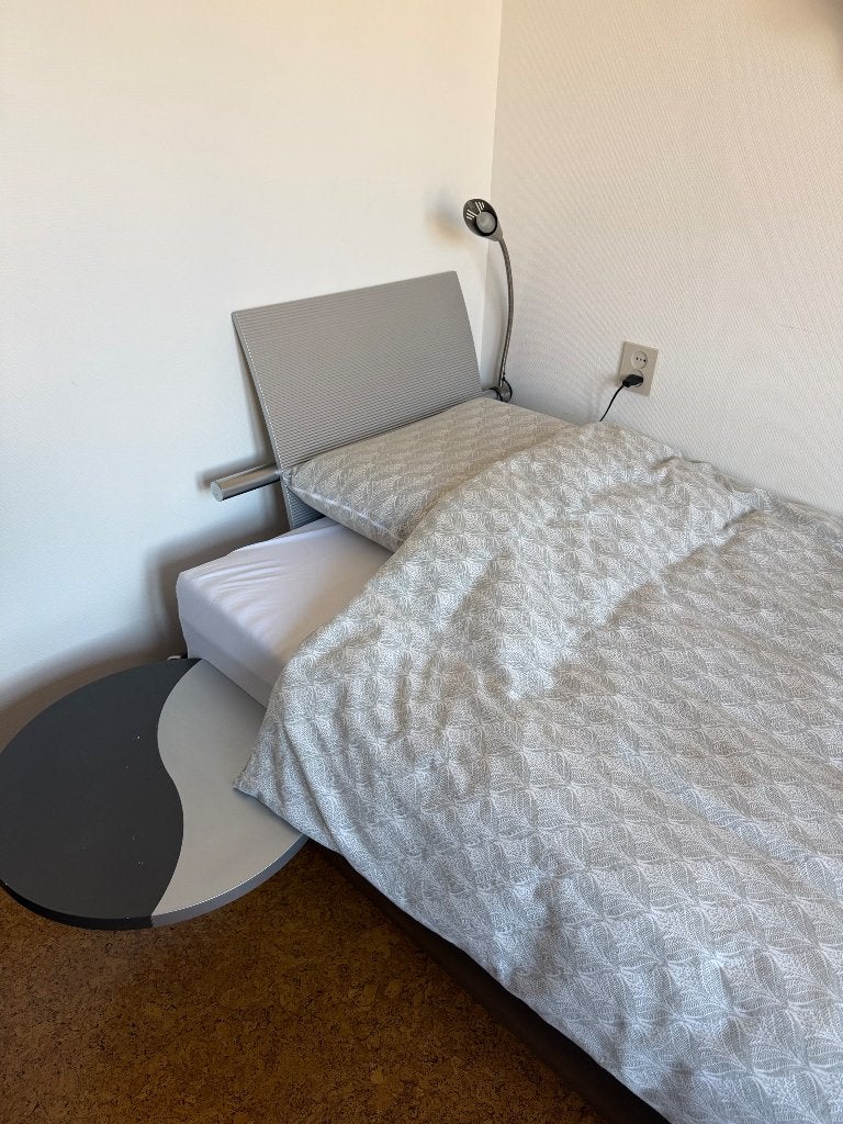 Bed met lattenbodem en matras, Ophalen, 100 cm, Eenpersoons, Zo goed als nieuw