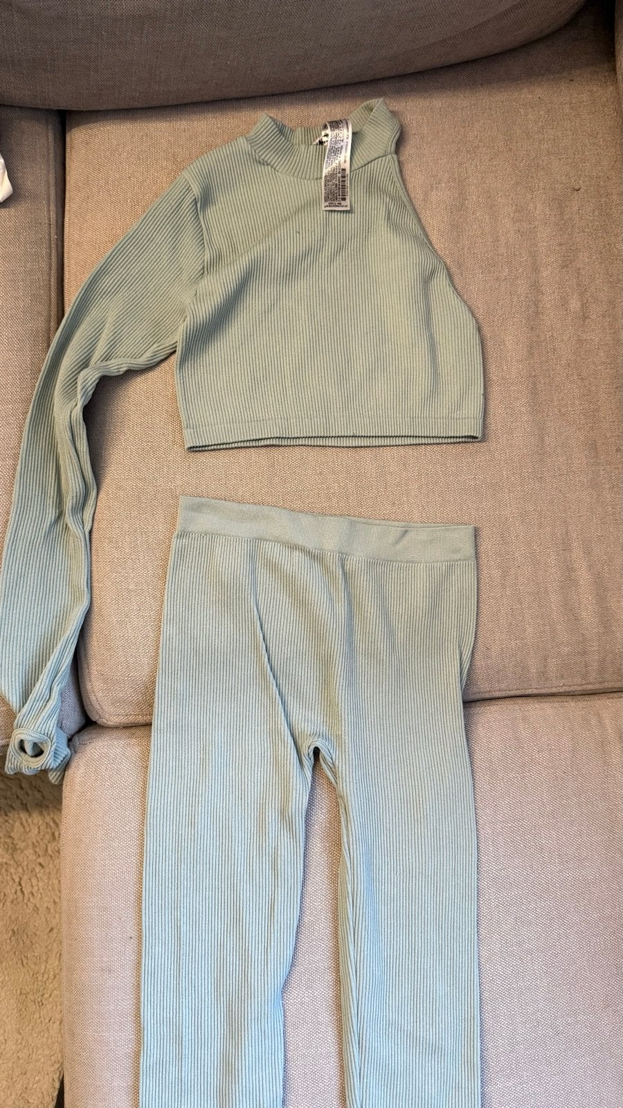 Zara geribbelde crop top en legging set, Nieuw, Ophalen of Verzenden, Maat 34 (XS) of kleiner, Lang
