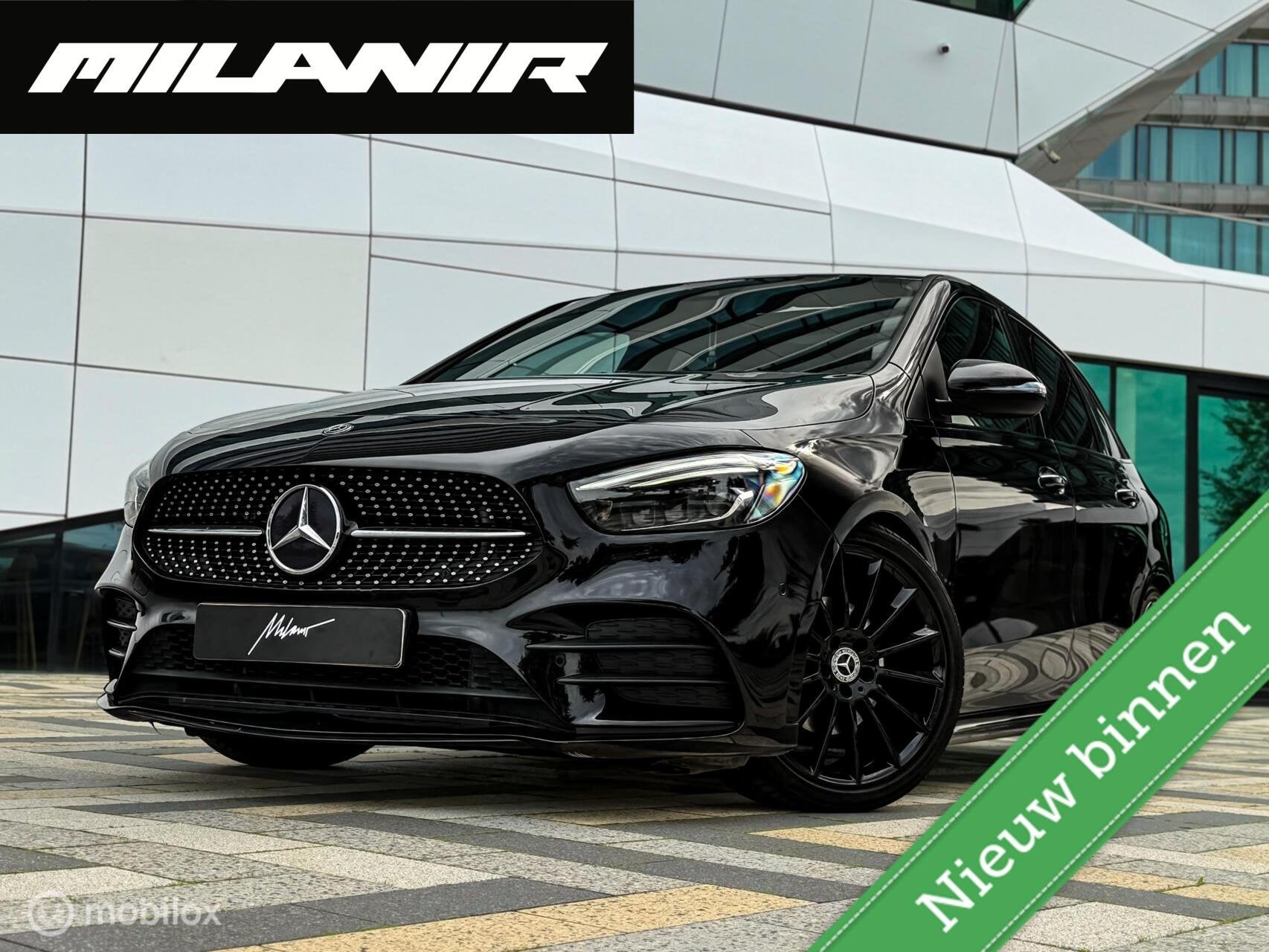 Mercedes B-klasse 180 AMG Line |Pano |Memory |Sfeer |Carbon, Auto's, 136 pk, Gebruikt, 4 cilinders, 700 kg