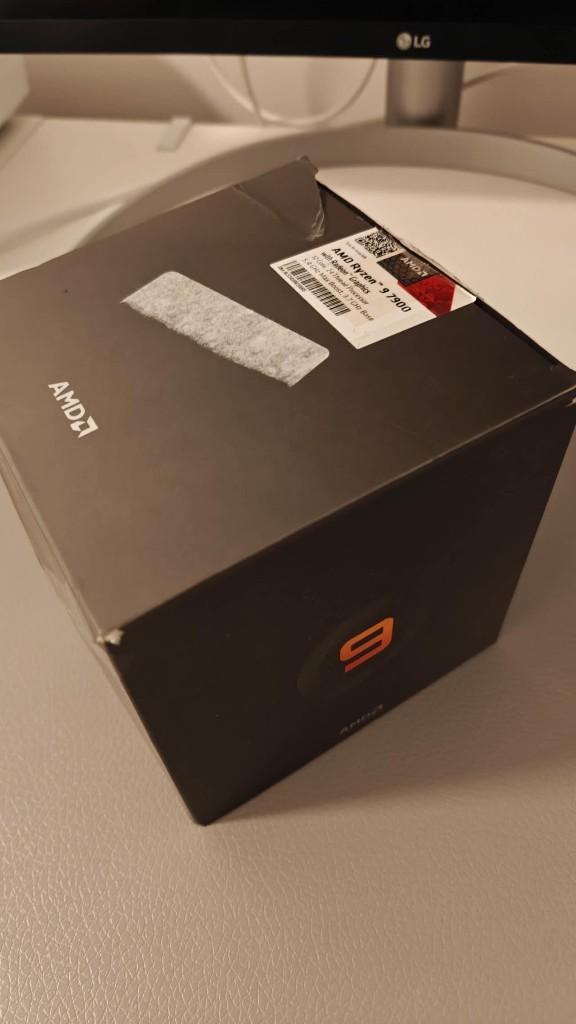 AMD Ryzen 9 7900, Computers en Software, Processors, Zo goed als nieuw, 12-core, 4 Ghz of meer, Ophalen of Verzenden