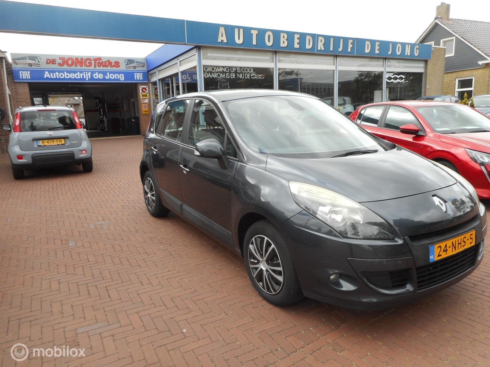 Renault Scenic 1.4 TCe Bose TREKHAAK, Voorwielaandrijving, Euro 5, Parkeersensor, Gebruikt