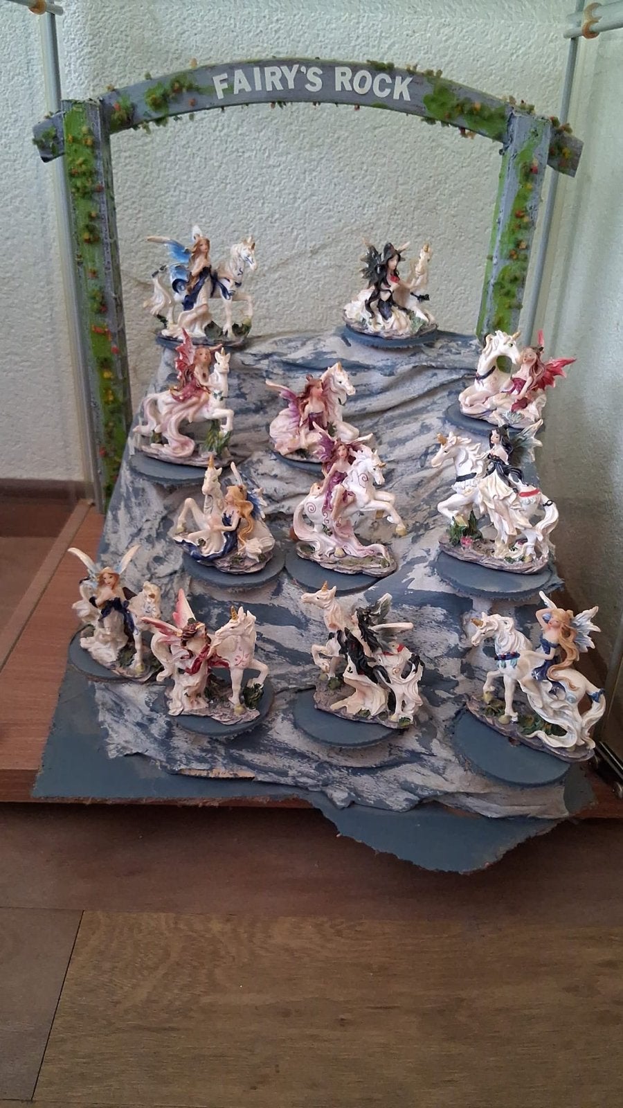 Fairy's Rock Collectie: 12 Elfjes op Eenhoorns, Ophalen, Zo goed als nieuw