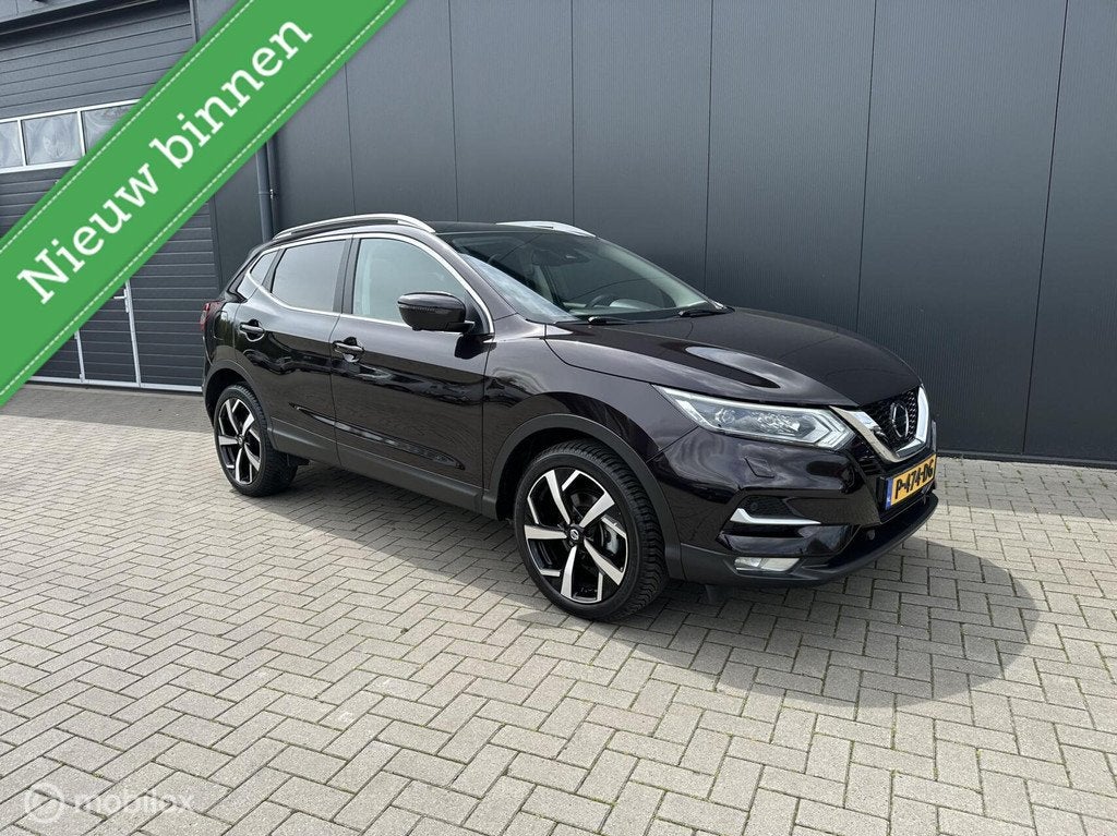 Nissan Qashqai 1.3 DIG-T Premium Edition pano,leder,trekh,st, Auto's, Nissan, Automatische klimaatregeling, Gebruikt, Euro 6, Zwart