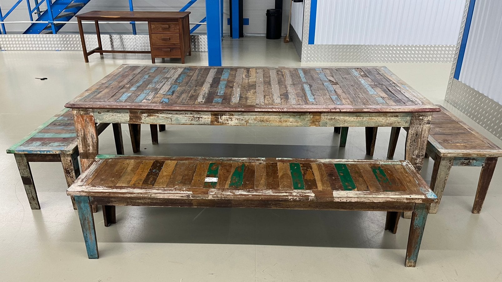 Prachtige tafel met banken., Ophalen, 200 cm of meer, 50 tot 100 cm, Zo goed als nieuw