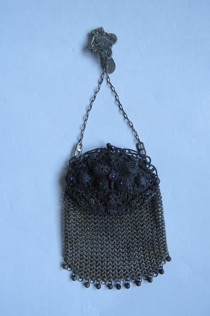 Antiek Engels chatelaine maliënkolder vlinder beursje c.1860, Ophalen of Verzenden, Dames
