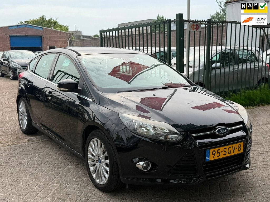 Ford Focus 1.6 TI-VCT First Edition 2e eigenaar dealer onder, 125 pk, Gebruikt, 4 cilinders, 635 kg