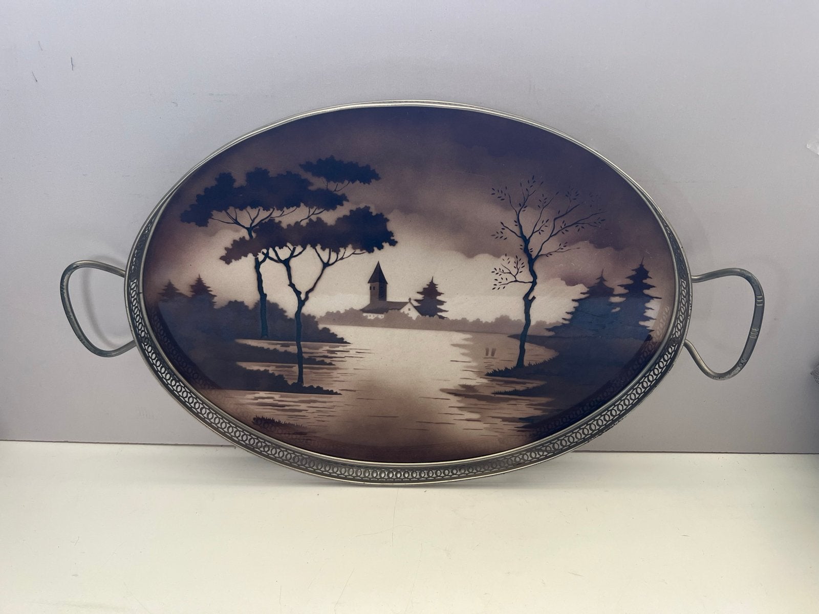 Antieke ovale dienblad met   landschap decoratie. Ca 1925, Ophalen of Verzenden
