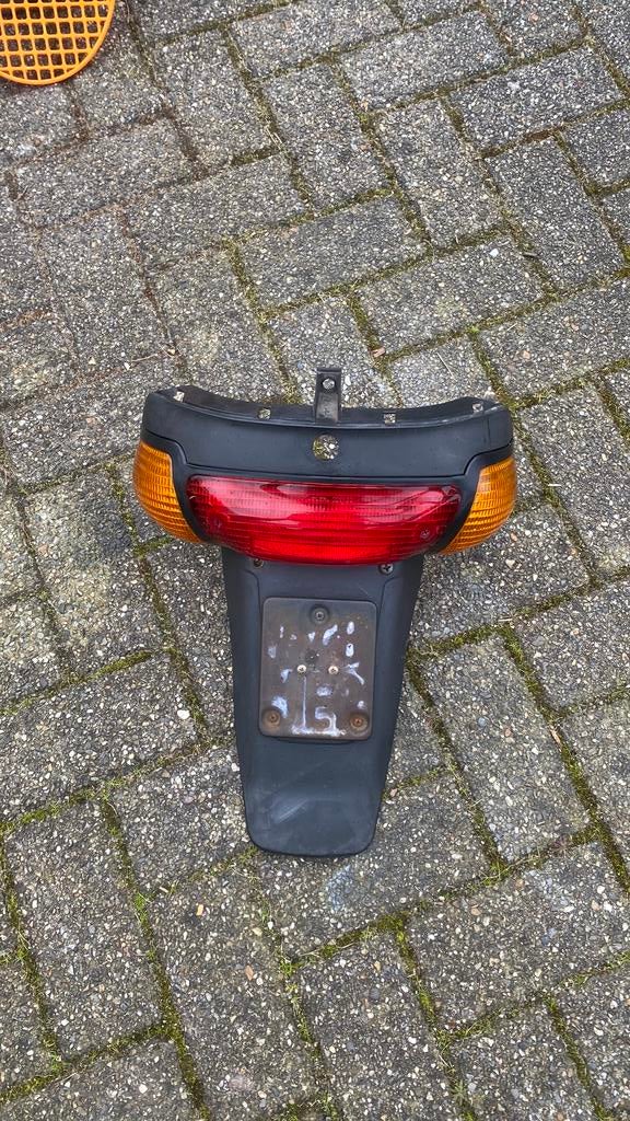 Zip achterspat bord met lamp, Ophalen of Verzenden, Zo goed als nieuw, Koplamp, Piaggio