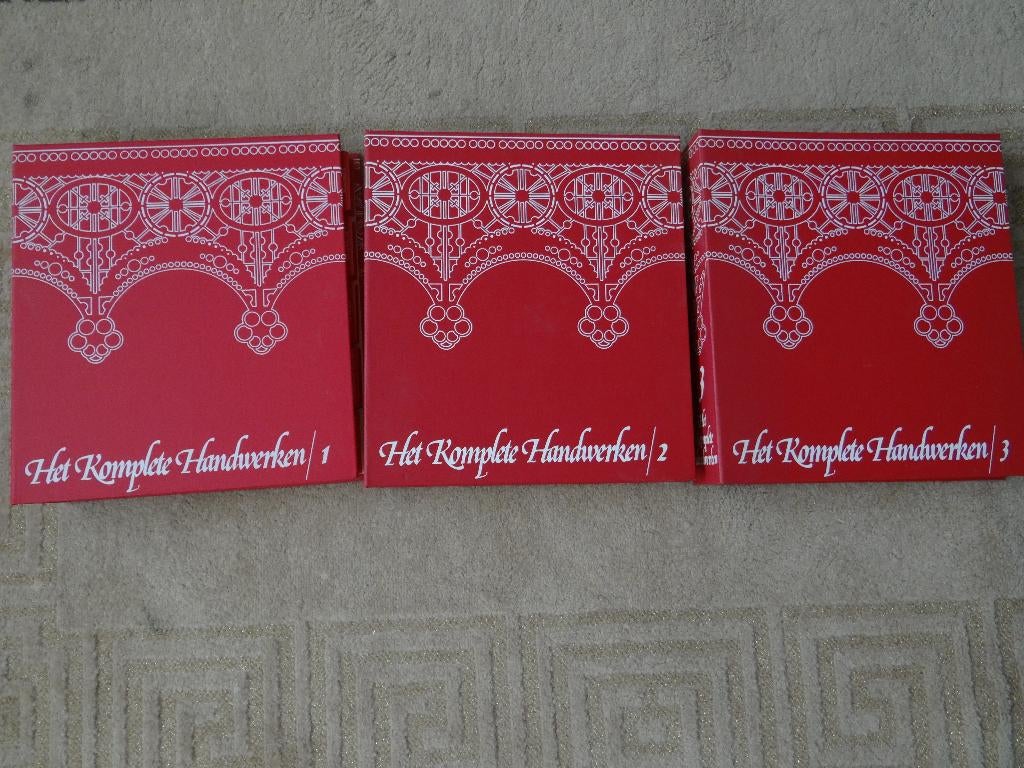Het complete handwerken, 3 mappen, Ophalen of Verzenden, Zo goed als nieuw