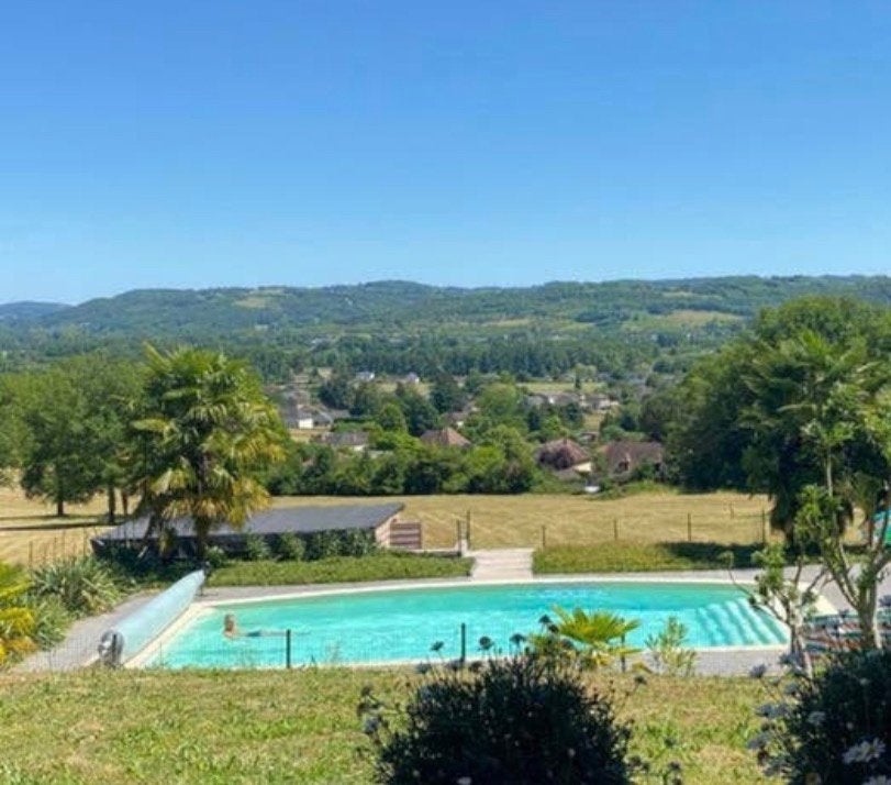 LM aug: Dordogne, Ruim huis in rustige omgeving, Dordogne, Eigenaar, 6 personen, 3 slaapkamers