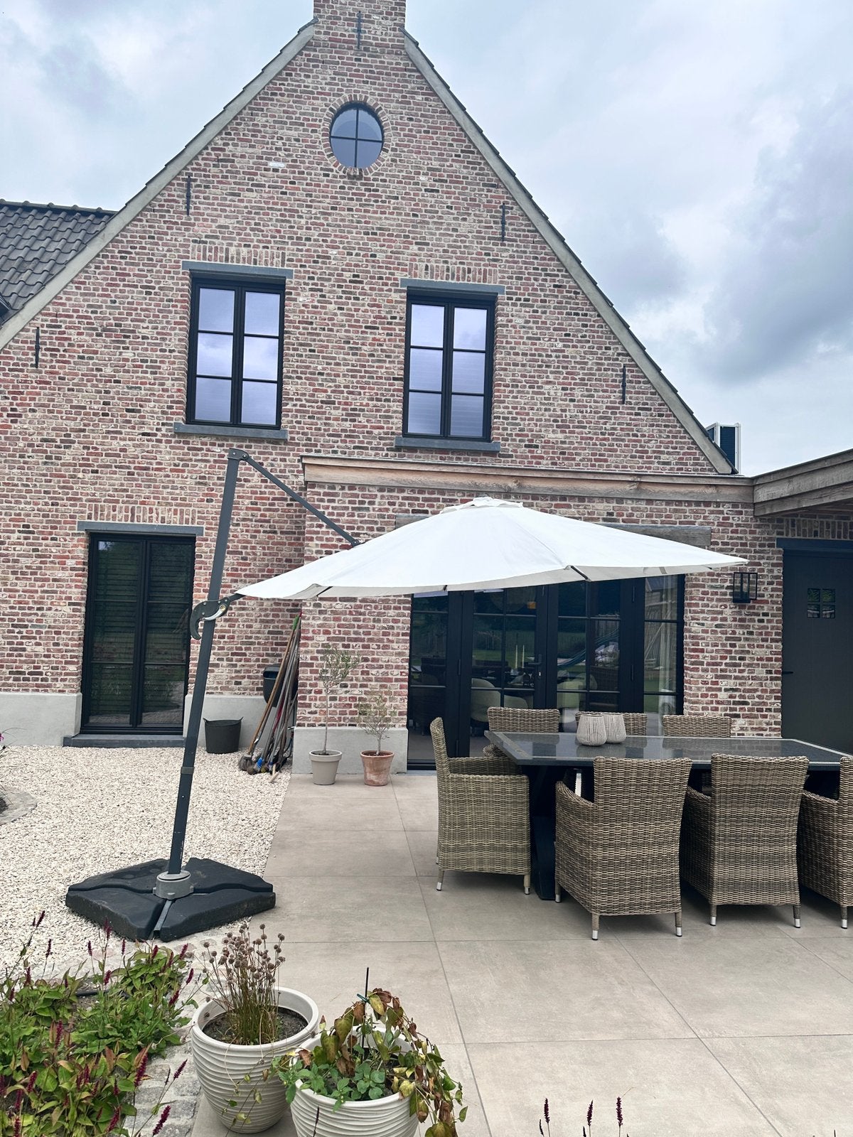 Zweefparasol wit incl. voet, Ophalen, Gebruikt, Kantelbaar, 2 tot 3 meter