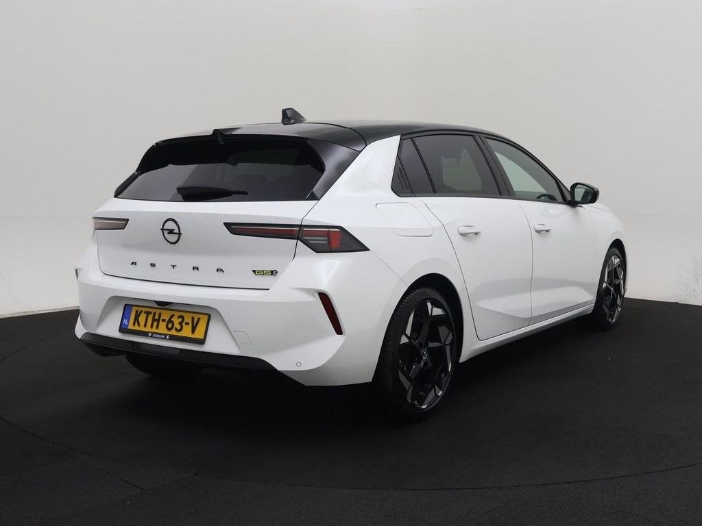 Opel Astra 1.6 Turbo Plug In Hybrid GSe 225pk Hud/Alcantara/, Auto's, Dealer onderhouden, Gebruikt, Euro 6, 4 cilinders