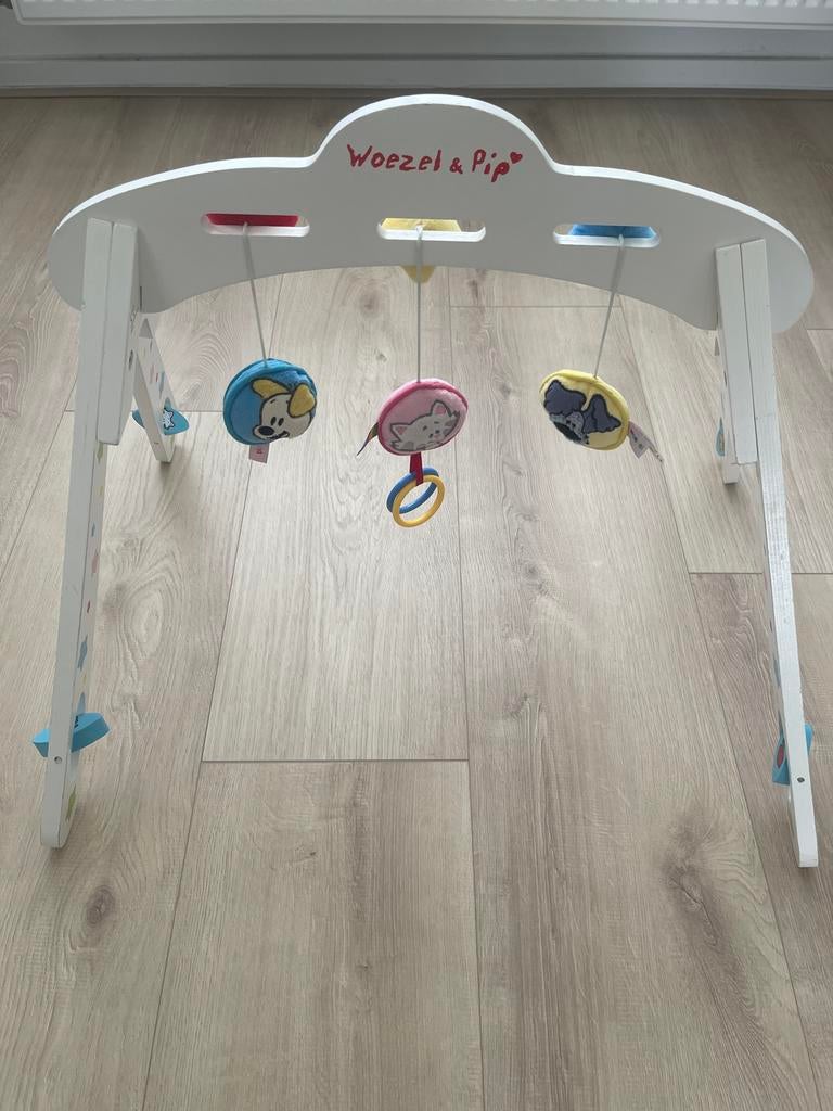 Woezel & Pip Babygym - Houten Speelboog met Hangers, Ophalen of Verzenden, Zo goed als nieuw, Babygym