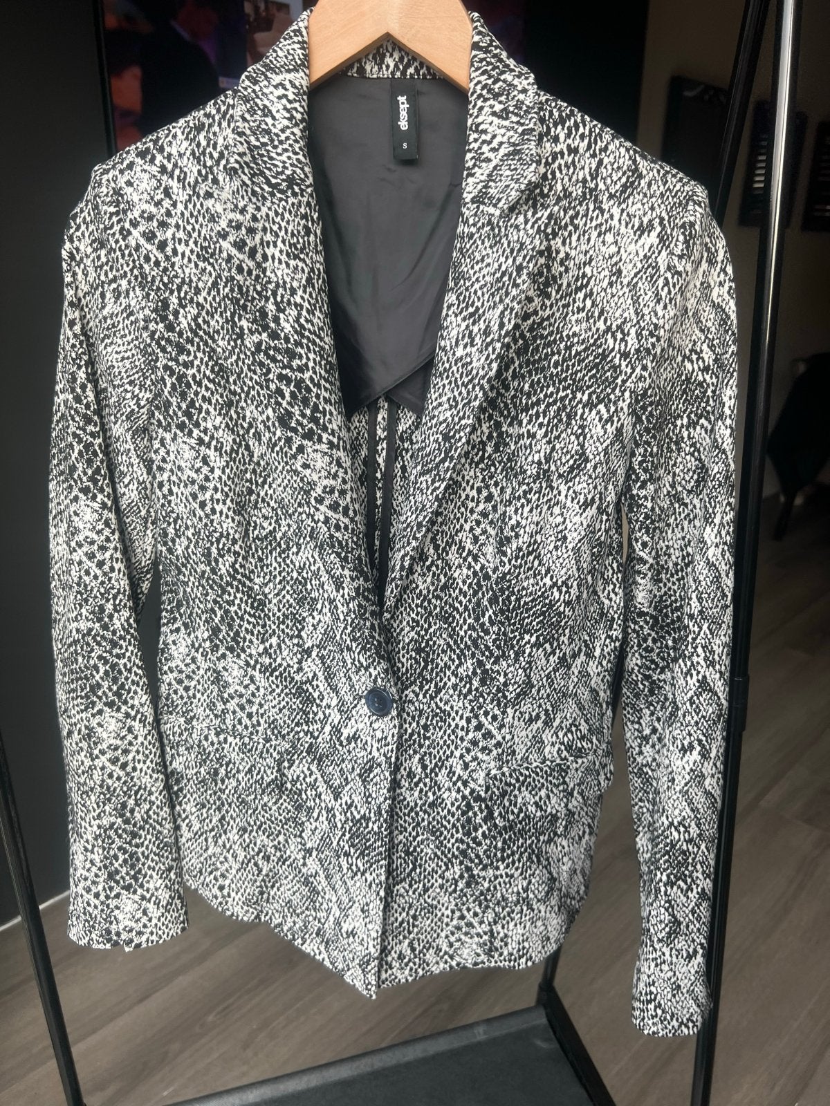 Nieuwe Eksept blazer met slangenprint - Maat S, Zwart, Nieuw, Ophalen of Verzenden, Jasje