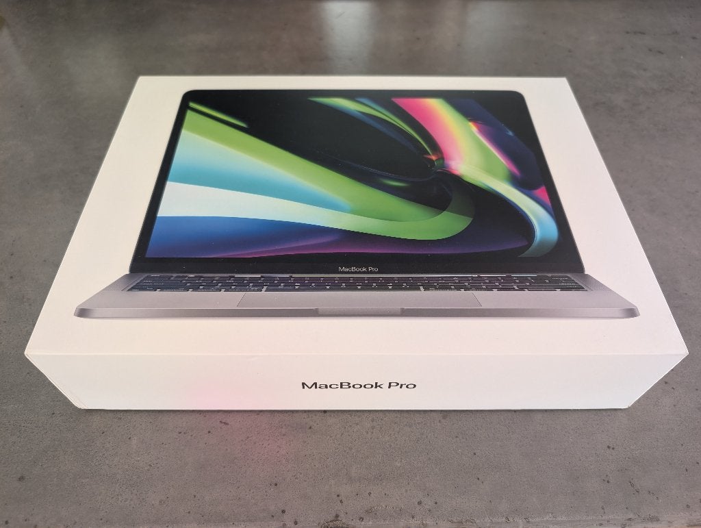 MacBook Pro 13 inch M1 8GB 256GB SSD, 256 GB, Qwerty, 8 GB, 13 inch