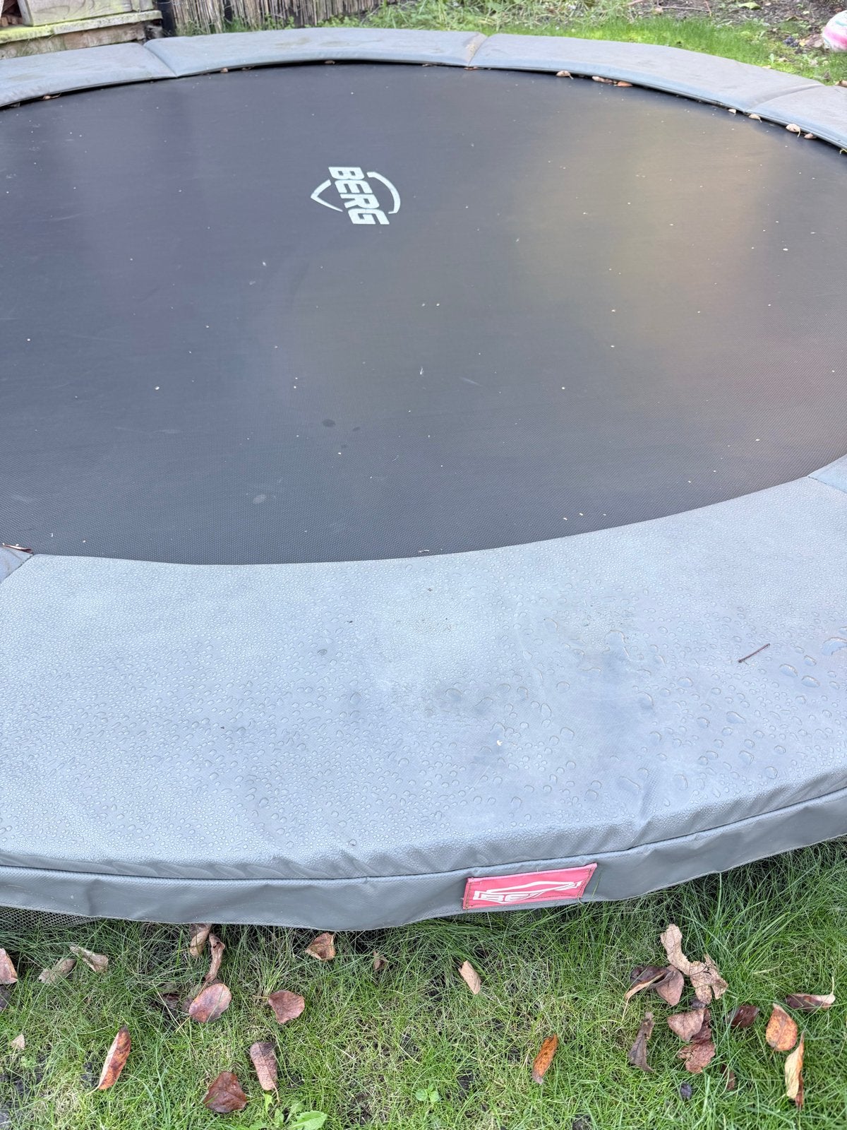 BERG AirFlow Trampoline - Gebruikt met klein gaatje, Ophalen, Gebruikt