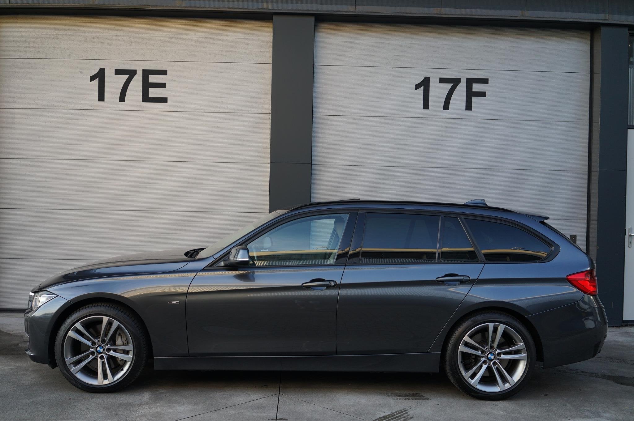BMW 335iX High EXE 187dkm-TOPSTAAT-VEEL OPTIES, Dealer onderhouden, Stof, Gebruikt, Euro 6