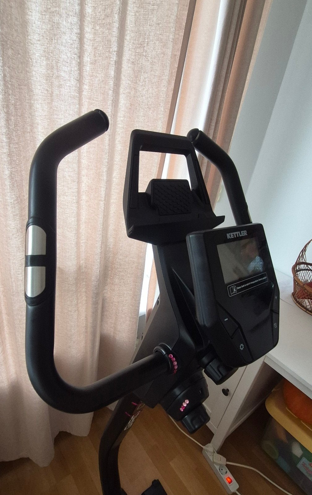 Kettler Giro P Hometrainer met licht beschadigd zadel, Ophalen, Gebruikt, Metaal, Benen