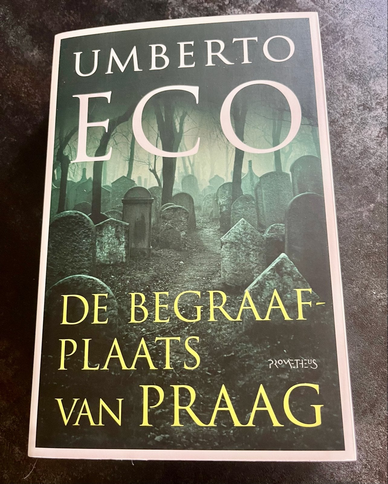 De Begraafplaats van Praag - Umberto Eco, Ophalen of Verzenden, Zo goed als nieuw, Europa overig