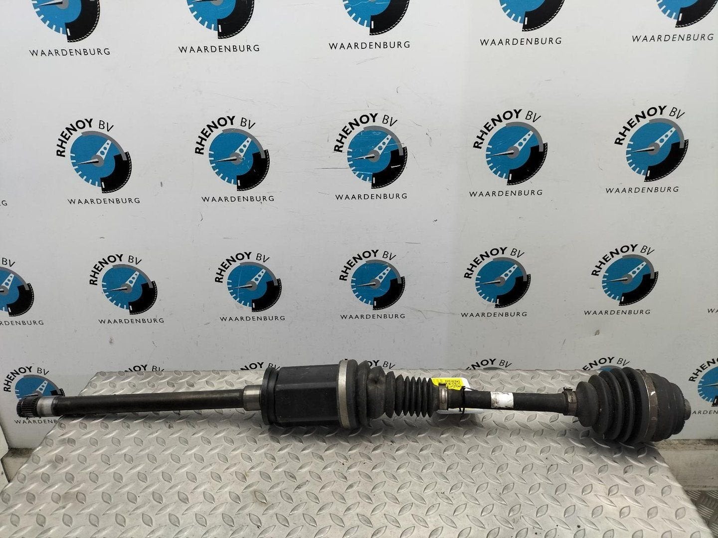 BMW 5 SERIES F10 550xi High Executive  AANDRIJFAS R 2010, Ophalen of Verzenden, Gebruikt, Stiba lid