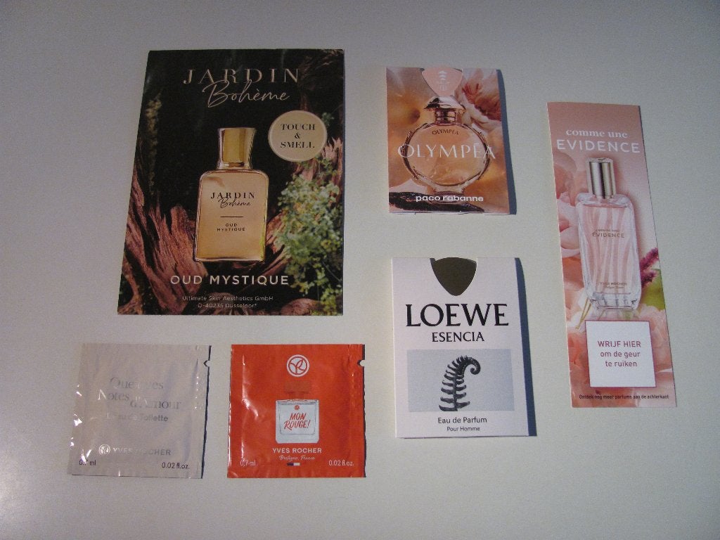 Parfum geurkaarten ( Yves Rocher + Paco Rabanne + Loewe ), Ophalen of Verzenden, Nieuw, Overige typen