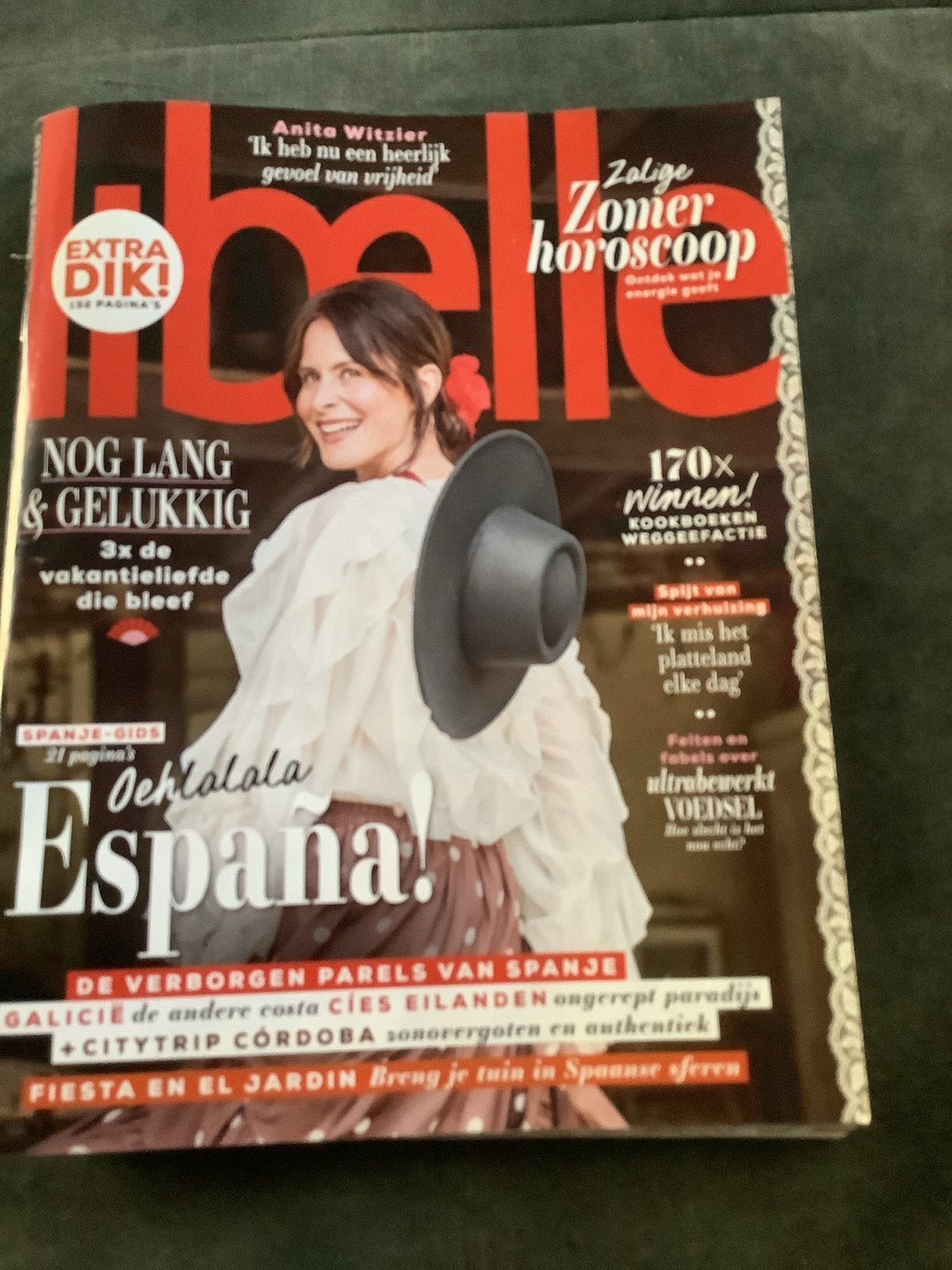 Libelle Magazine - Spanje Gids & Zomerhoroscoop, Ophalen of Verzenden, Zo goed als nieuw, Damesbladen
