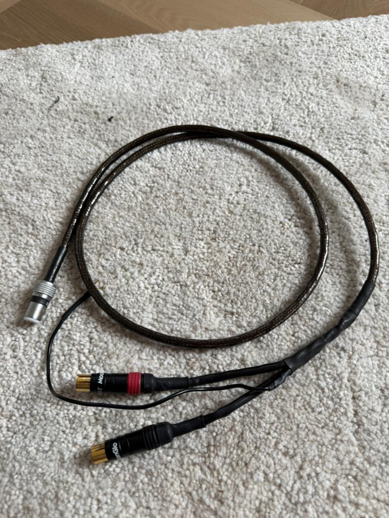 Nordost Tyr Phono 1,25m met rca. Serienummer 91061, Ophalen of Verzenden, Gebruikt, Minder dan 2 meter, Interlink-kabel