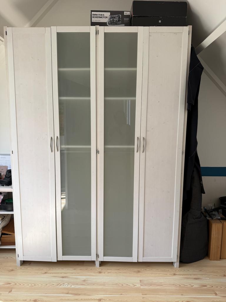 Lundia kast. Hoog, Ophalen, Met deur(en), Gebruikt, 200 cm of meer