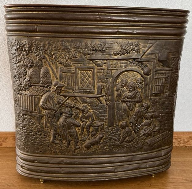 Antieke Koperen paraplubak met Reliëfdecoratie, Antiek en Kunst, Ophalen, Koper