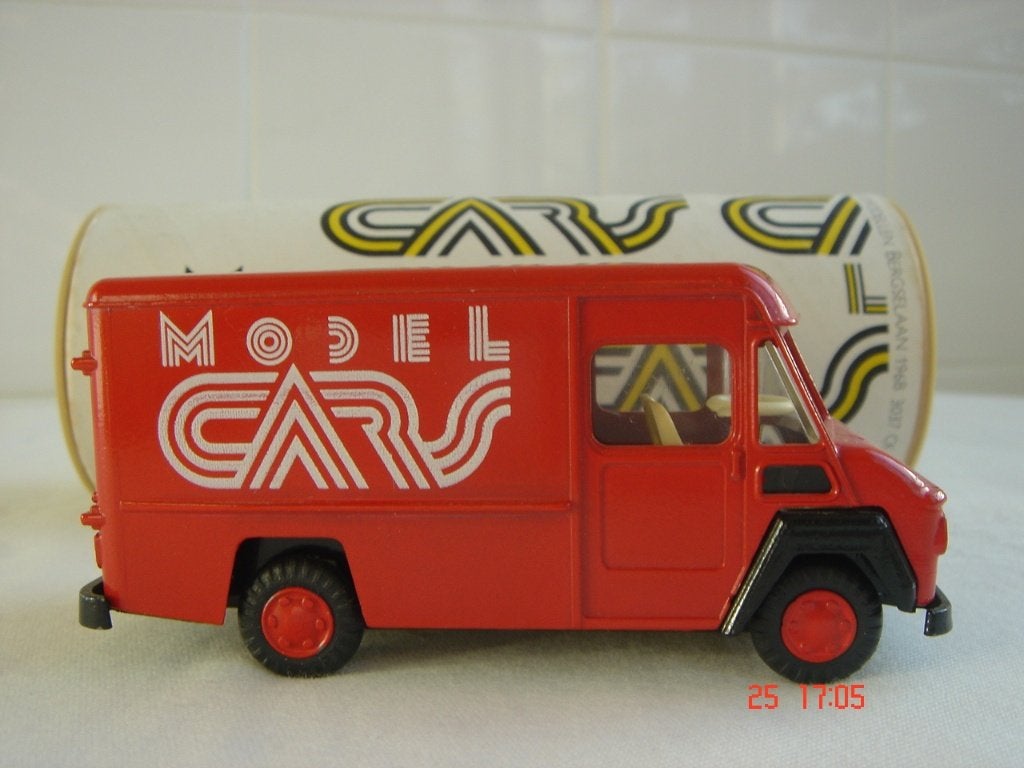 LionCars COMMER NR.49 MODEL CARS, Hobby en Vrije tijd, Modelauto's | 1:43, Ophalen of Verzenden, Zo goed als nieuw, Auto, Overige merken