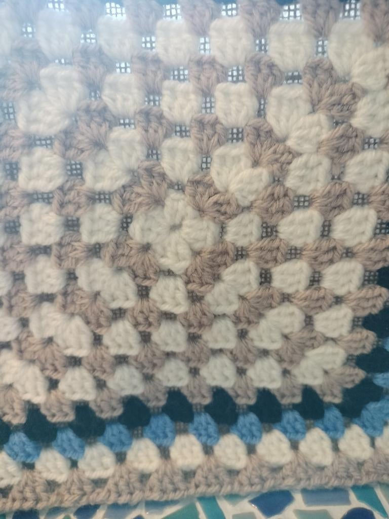 Gehaakte tas van granny squares 25x25x17 cm, Ophalen of Verzenden, Nieuw, Haken, Overige typen