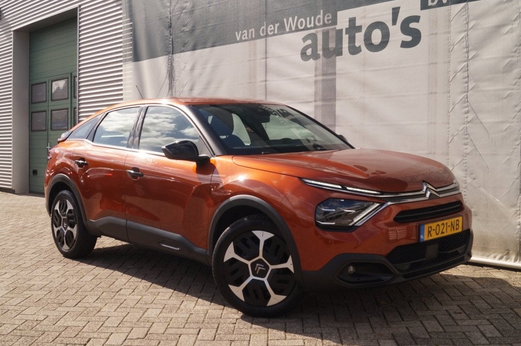 Citroën C4 1.2 Puretech Feel -CARPLAY-TREHKAAK- (bj 2022), Auto's, Citroën, Voorwielaandrijving, Gebruikt, Euro 6, Origineel Nederlands