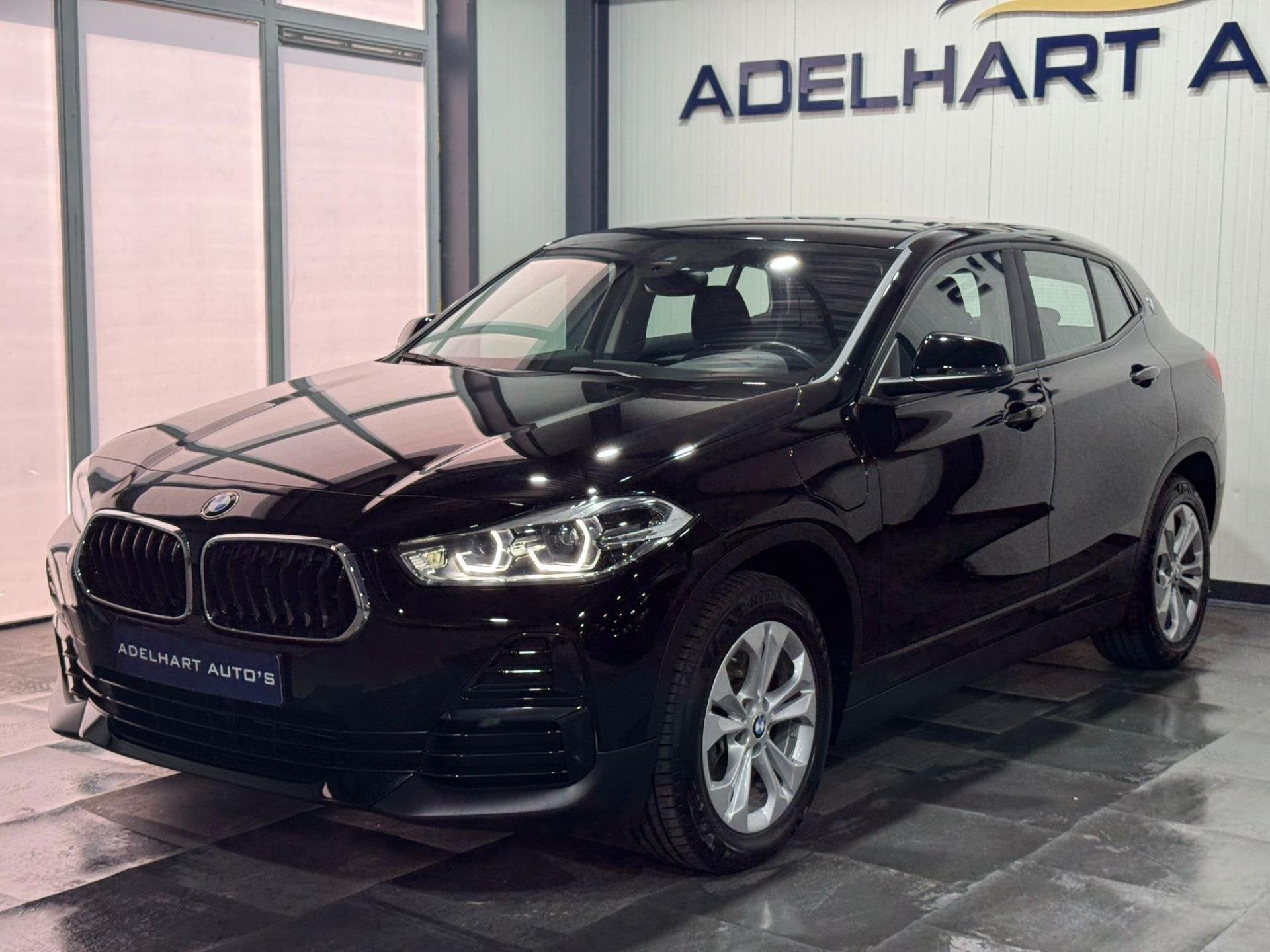 BMW X2 XDrive25e Executive Automaat / Navigatie full map / C, Auto's, BMW, X2, Gebruikt, Automatische klimaatregeling, Zwart