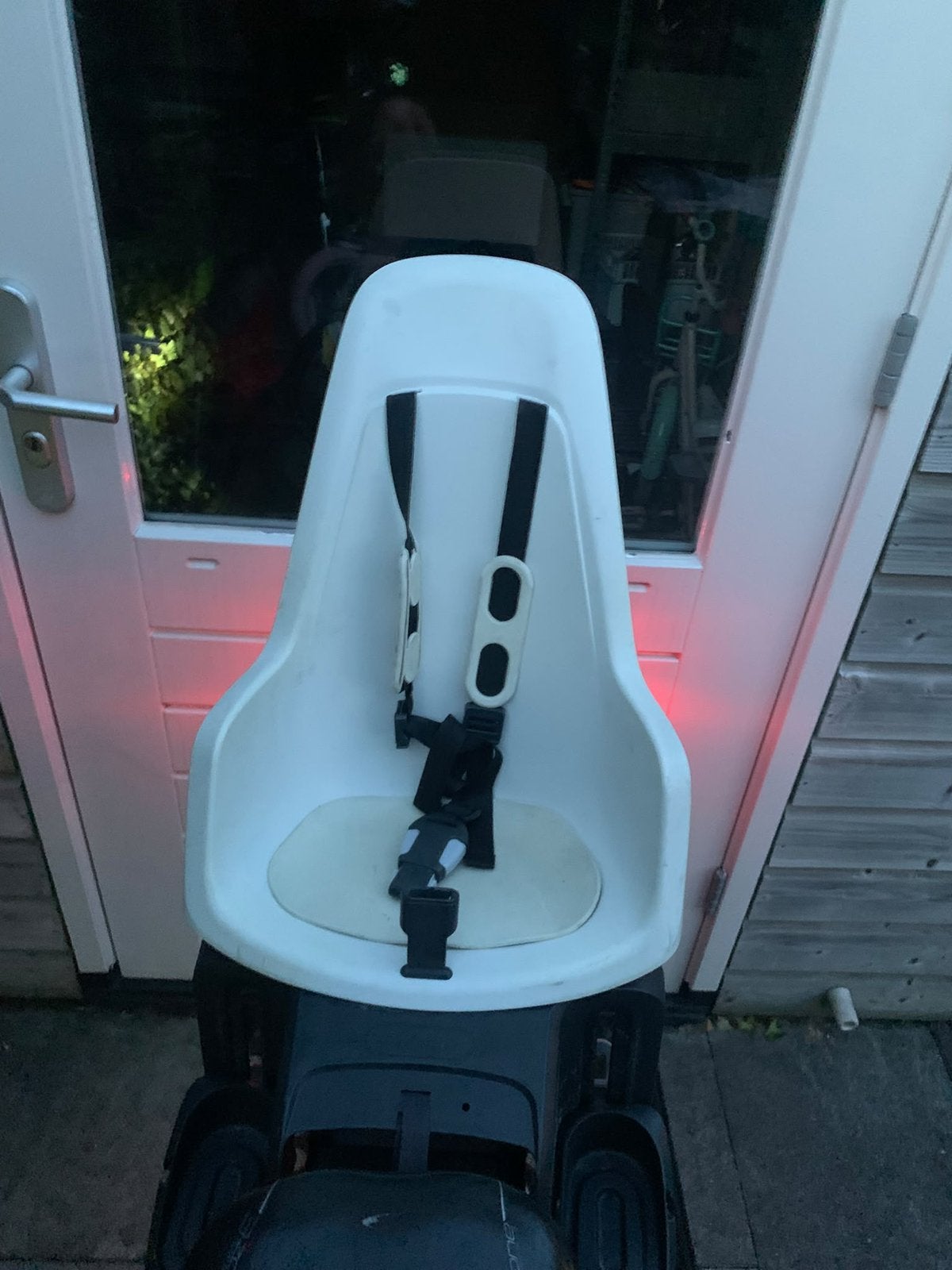 Fietsstoeltje  achter - Bobike one maxi, Ophalen, Zo goed als nieuw, Achterzitje, Voetsteuntjes