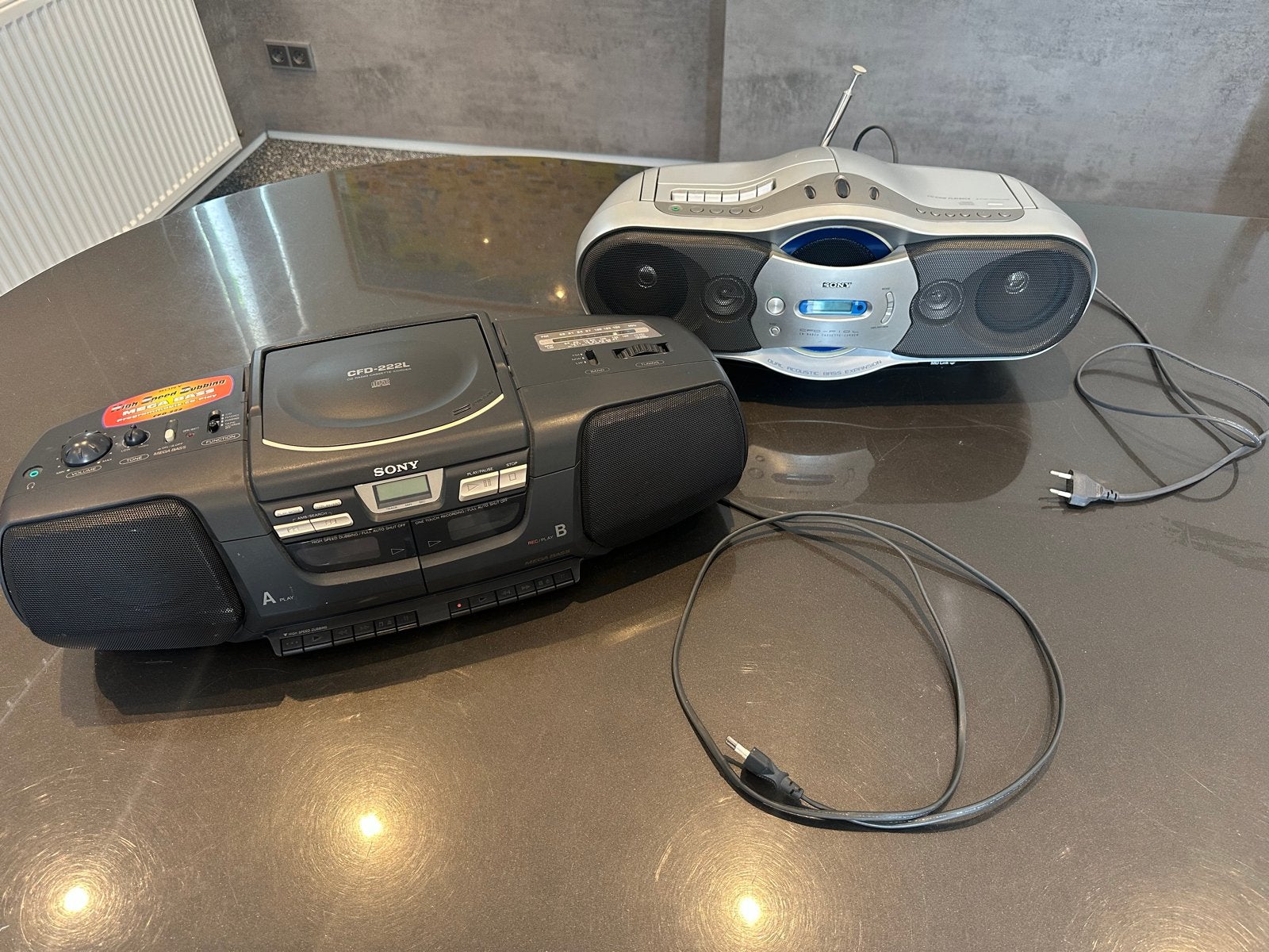 2x Sony CD Radio Cassette-Corder CFD-222L & CFD-F10L, Ophalen, Gebruikt, Radio, Met cd-speler