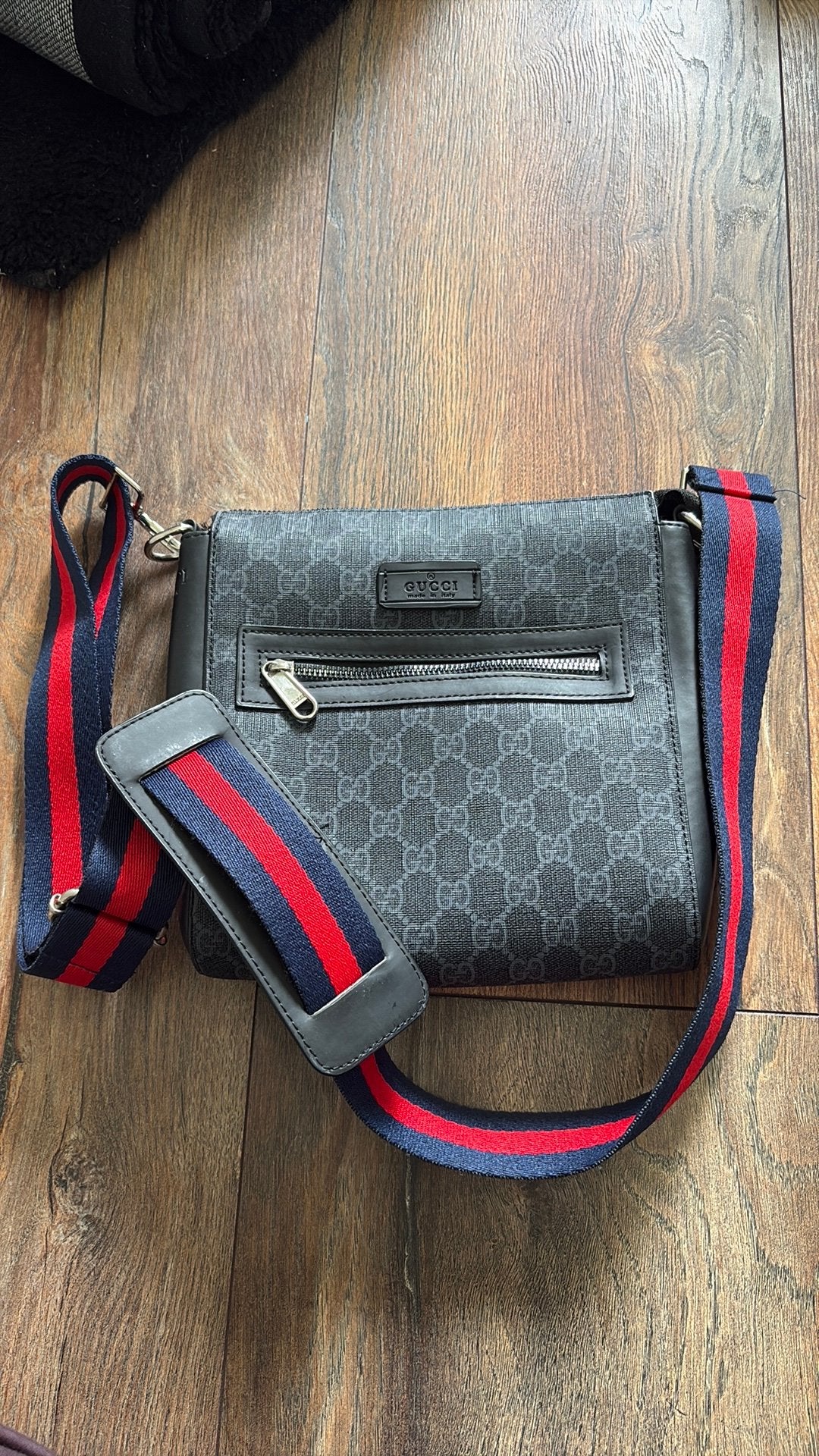 Schoudertas gucci, Ophalen of Verzenden, Zo goed als nieuw, Zwart