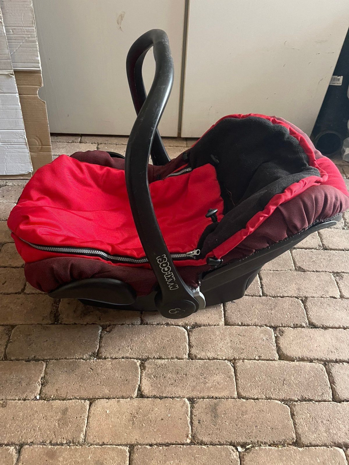 Gratis Maxi Cosi met verkleiner en dekenzak, Ophalen, Gebruikt, Maxi-Cosi