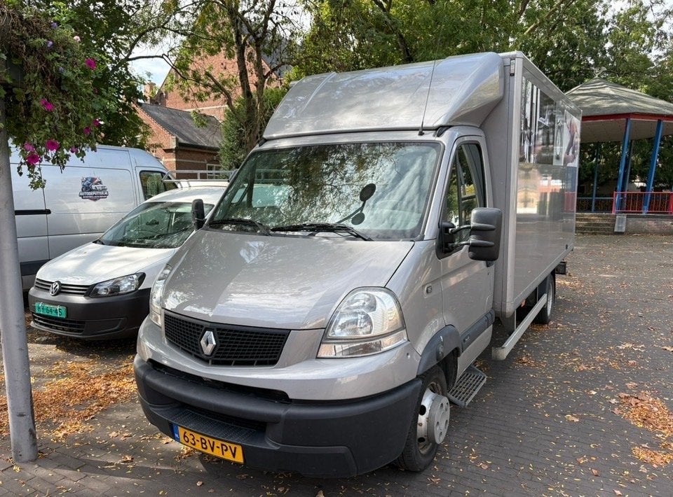 Renault mascott meubelbak, Auto's, 2953 cc, 156 pk, Renault, Origineel Nederlands